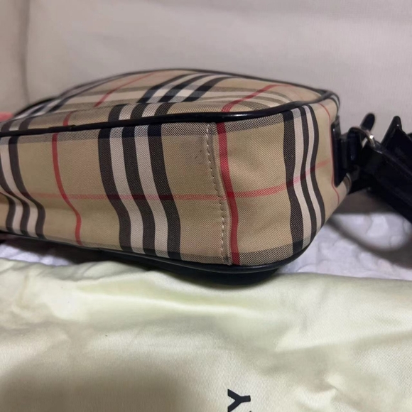 Burberry Paddy Vintage Check Shoulder Bag - Picture 2 of 9